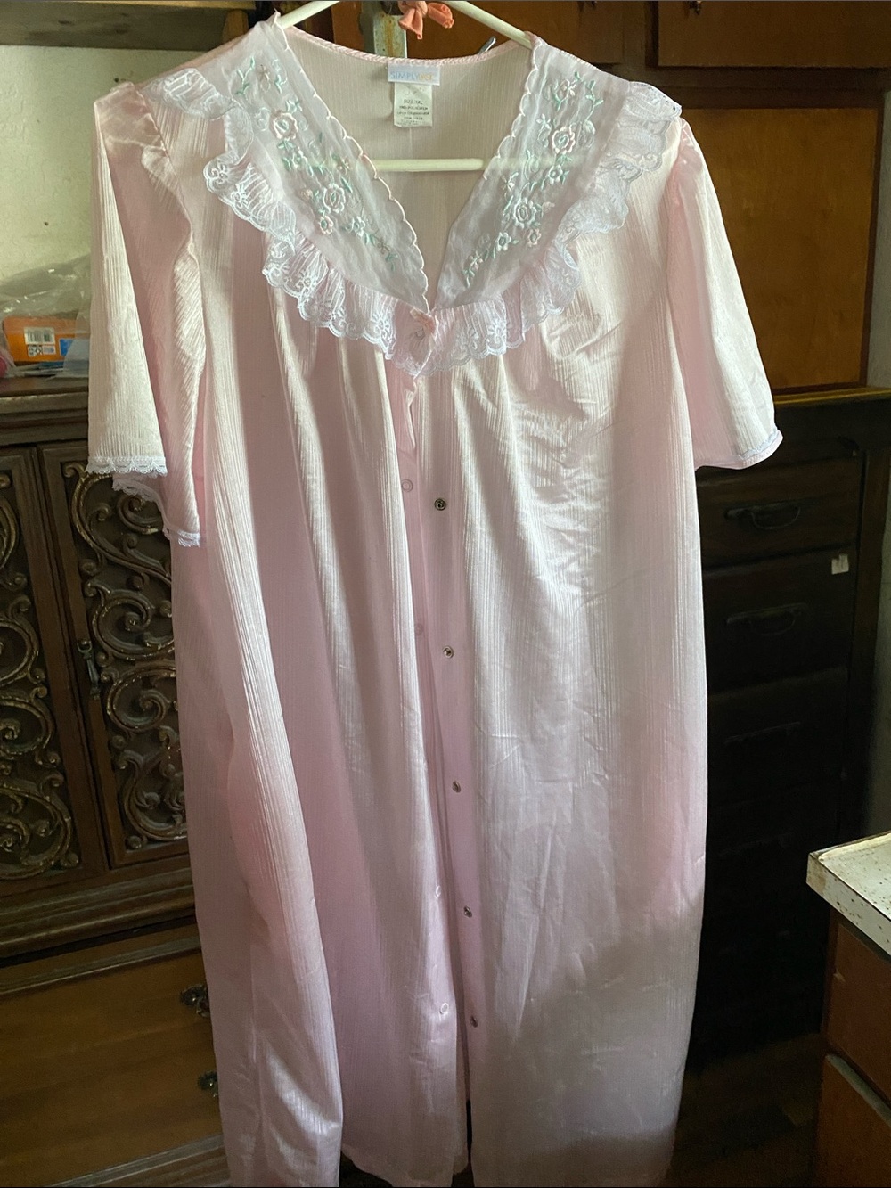 Women’s Pink Lace-Trim Short-Sleeve Nightgown